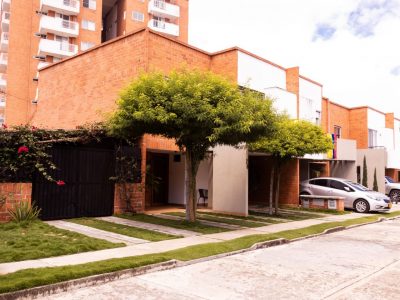 Casa Esquinera